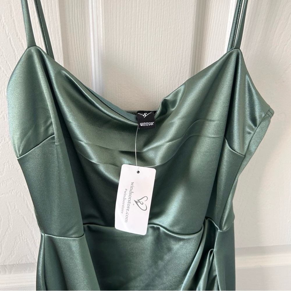 Windsor Hunter Satin Maxi Dress Size Small - Dark Sage Green - Picture 5 of 6